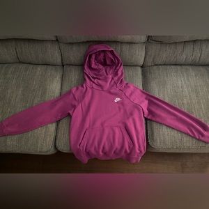 Women’s purple Nike sweatshirt, size small